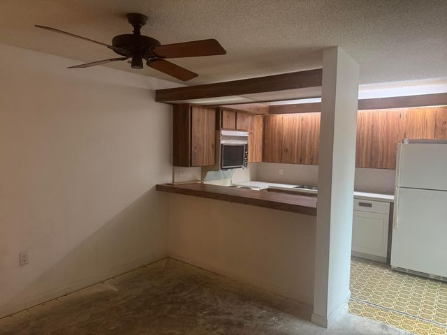 219 2nd Lane, Palm Beach Gardens, FL 33418