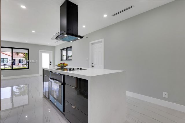1997 SW 28th Avenue, Fort Lauderdale, FL 33312