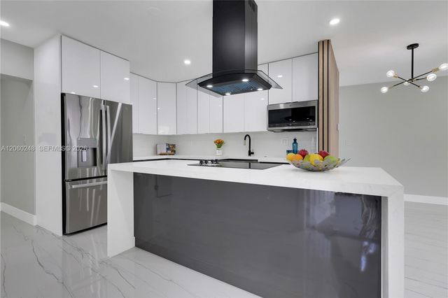 1997 SW 28th Avenue, Fort Lauderdale, FL 33312
