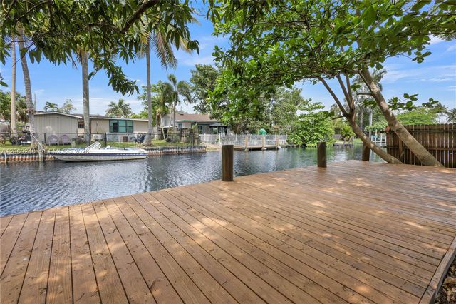 1997 SW 28th Avenue, Fort Lauderdale, FL 33312