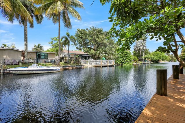 1997 SW 28th Avenue, Fort Lauderdale, FL 33312