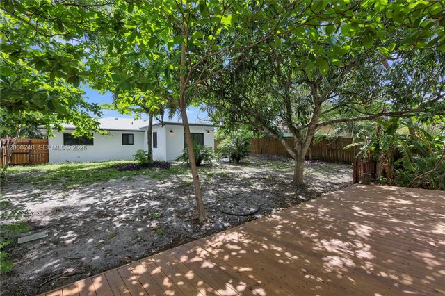 1997 SW 28th Avenue, Fort Lauderdale, FL 33312