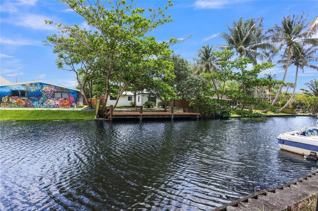 1997 SW 28th Avenue, Fort Lauderdale, FL 33312