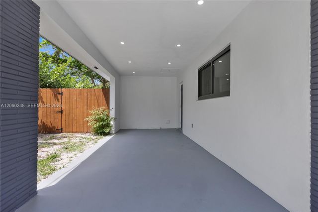 1997 SW 28th Avenue, Fort Lauderdale, FL 33312
