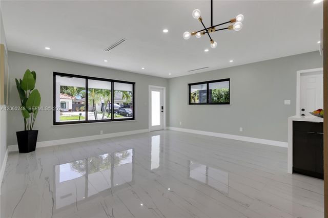 1997 SW 28th Avenue, Fort Lauderdale, FL 33312