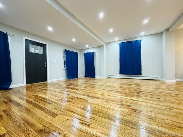 1627 Pilgrim Avenue, Bronx, NY 10461