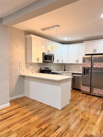 1627 Pilgrim Avenue, Bronx, NY 10461