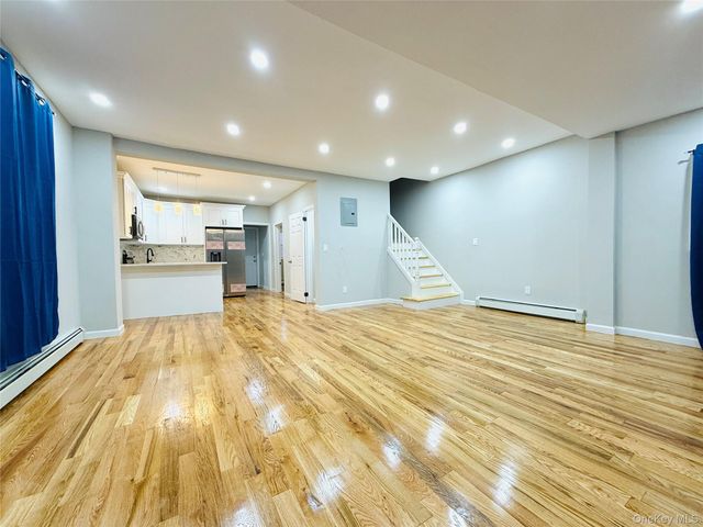 1627 Pilgrim Avenue, Bronx, NY 10461