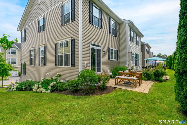 42 Moorland Drive 42, Danbury, CT 06810