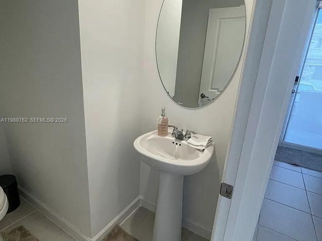 728 SE 14th Ct, Homestead, FL 33034