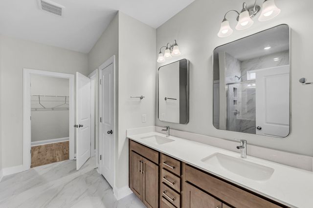 2 Cherrywood Drive, Summerville, SC 29483