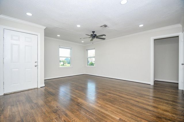 7419 Jalna Street, Houston, TX 77055