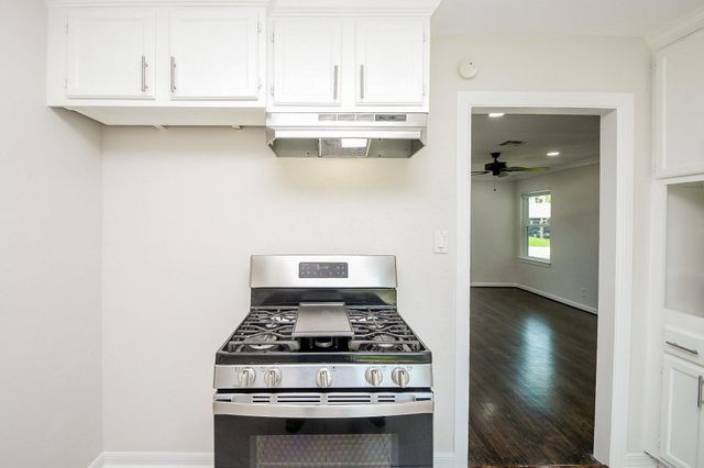 7419 Jalna Street, Houston, TX 77055