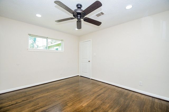 7419 Jalna Street, Houston, TX 77055