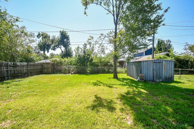 7419 Jalna Street, Houston, TX 77055