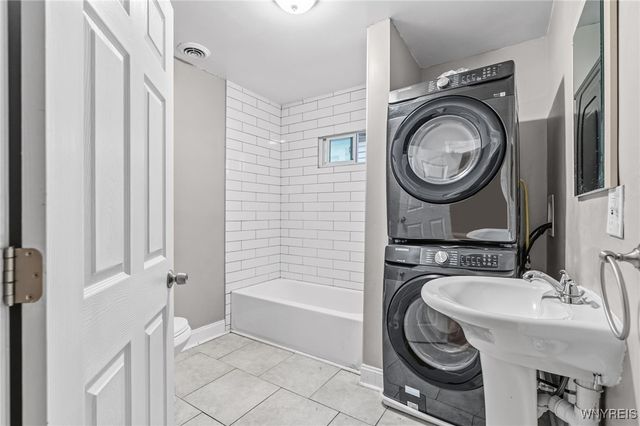 2342 Seneca Street, Buffalo, NY 14210