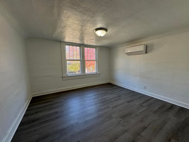 1700 E Cairo Street, Springfield, MO 65802