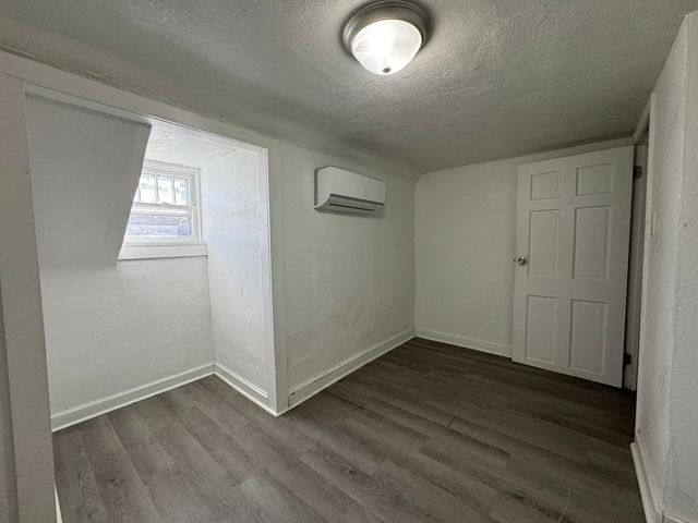 1700 E Cairo Street, Springfield, MO 65802