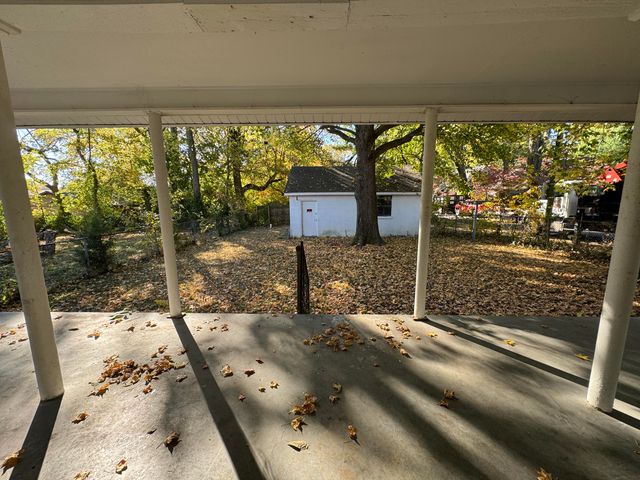 1700 E Cairo Street, Springfield, MO 65802