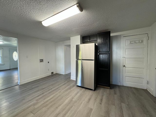 1700 E Cairo Street, Springfield, MO 65802