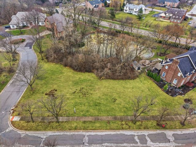 9045 Turnberry Drive, Burr Ridge, IL 60527