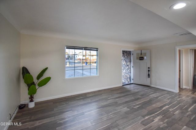 4612 BONDS Court, El Paso, TX 79903