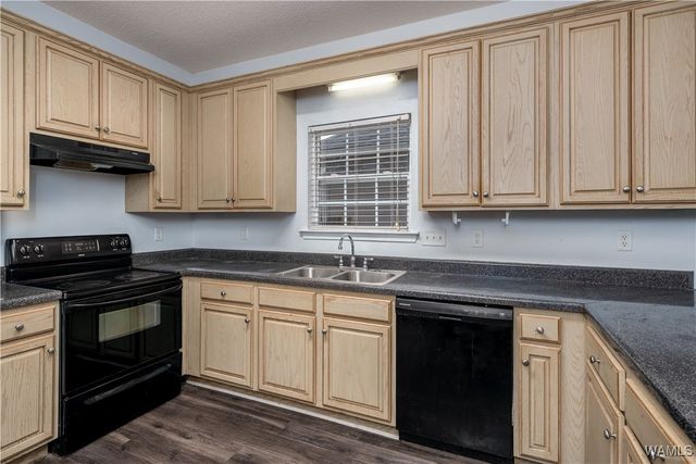 2303 Starlight, Tuscaloosa, AL 35405