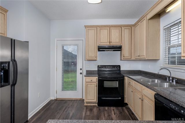 2303 Starlight, Tuscaloosa, AL 35405