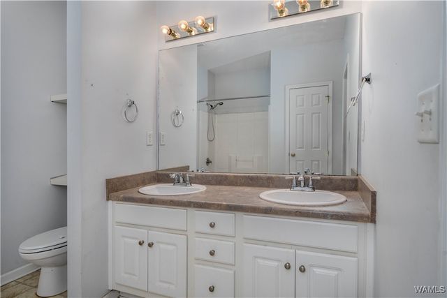 2303 Starlight, Tuscaloosa, AL 35405