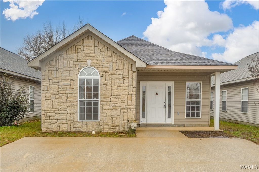 2303 Starlight, Tuscaloosa, AL 35405