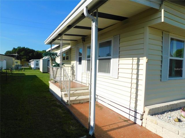 37024 8TH AVENUE, Zephyrhills, FL 33542