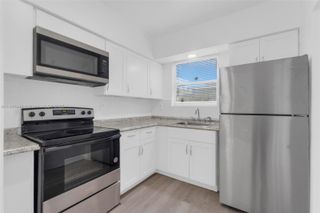 3051 NW 77th St 0, Miami, FL 33147