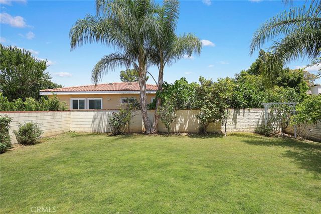 5558 N Charlotte, San Gabriel, CA 91776