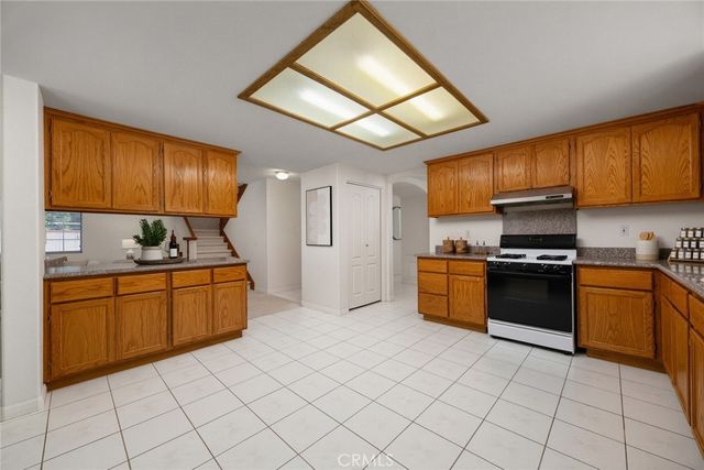 5558 N Charlotte, San Gabriel, CA 91776