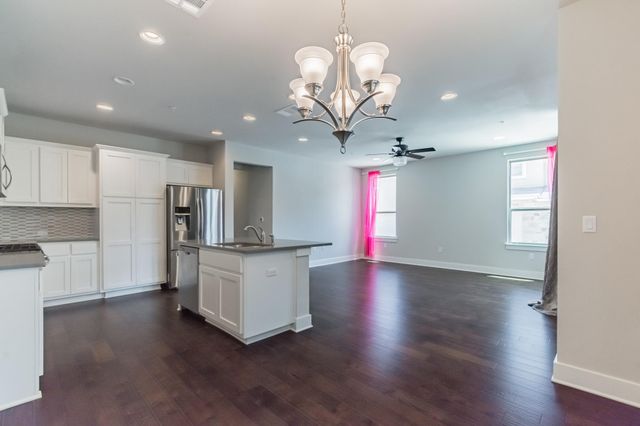 13800 Lyndhurst ST 221, Austin, TX 78717