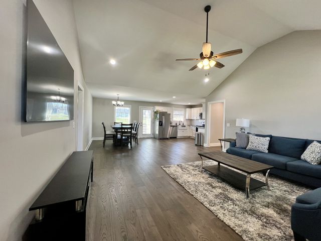 219 Graham Way, Shelbyville, TN 37160