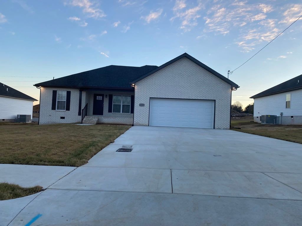 219 Graham Way, Shelbyville, TN 37160