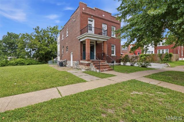 3515 Oregon Avenue, St Louis, MO 63118