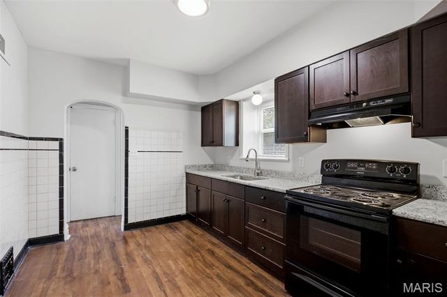 3515 Oregon Avenue, St Louis, MO 63118