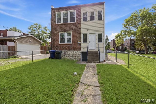 3515 Oregon Avenue, St Louis, MO 63118