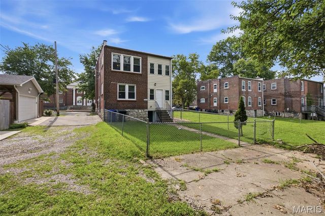 3515 Oregon Avenue, St Louis, MO 63118
