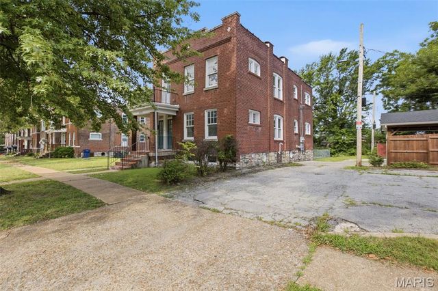 3515 Oregon Avenue, St Louis, MO 63118