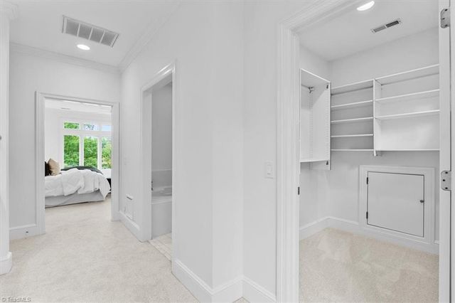 81002 Alexander, Chapel Hill, NC 27517