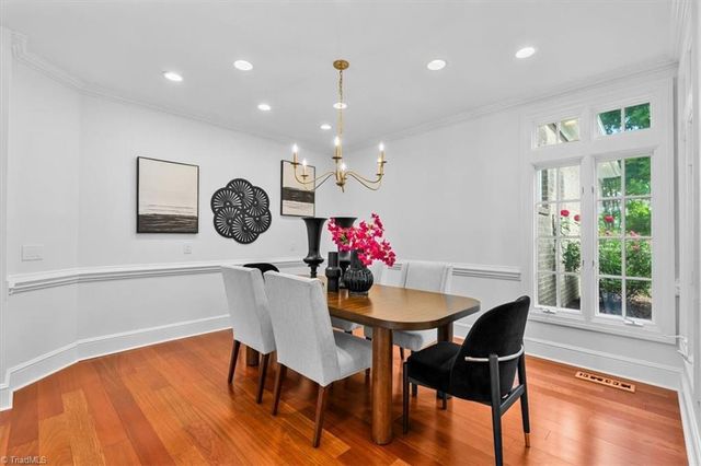 81002 Alexander, Chapel Hill, NC 27517