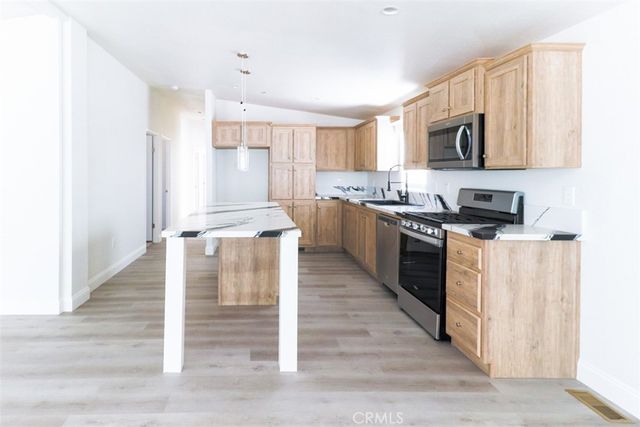 40104 Walcott, Temecula, CA 92591