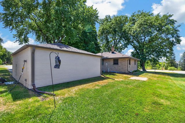 10380 S Chicago ROAD, Oak Creek, WI 53154