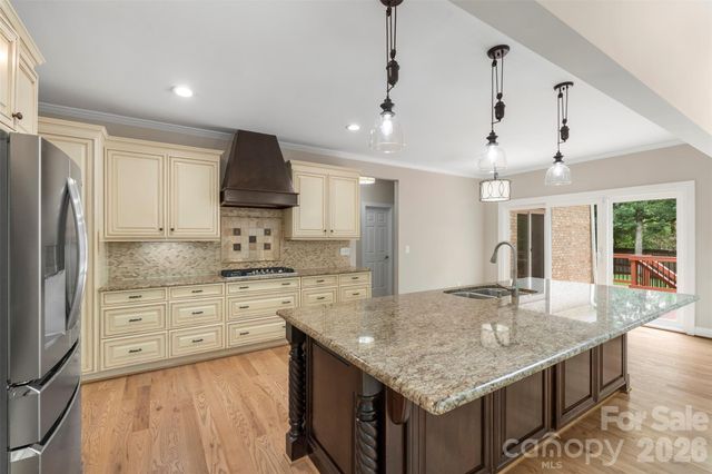 1111 Dobson Drive, Waxhaw, NC 28173