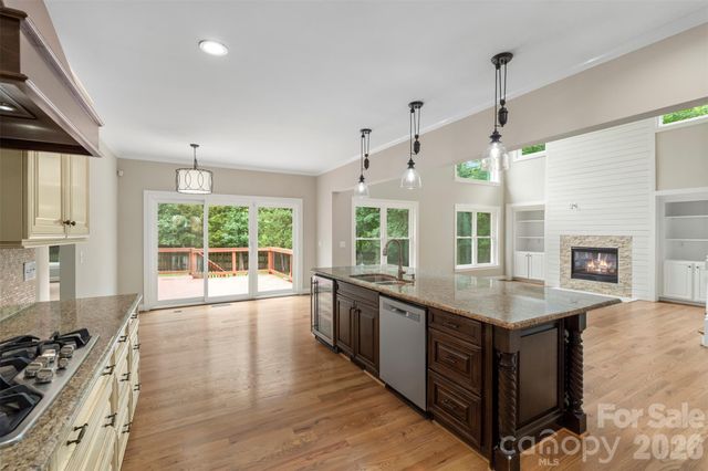 1111 Dobson Drive, Waxhaw, NC 28173