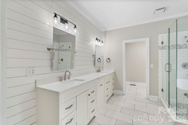 1111 Dobson Drive, Waxhaw, NC 28173