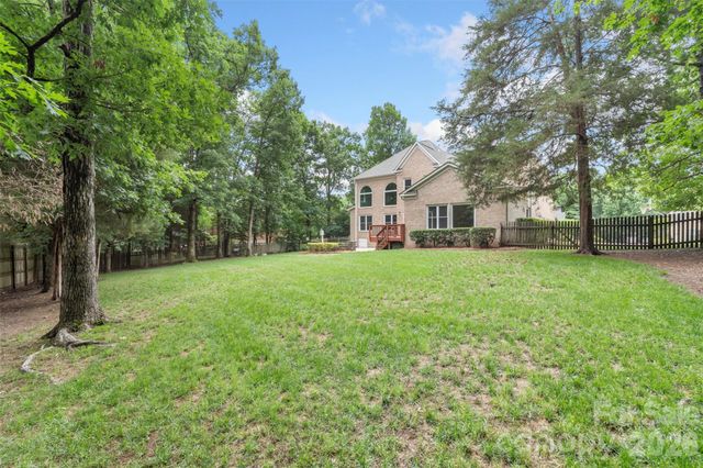 1111 Dobson Drive, Waxhaw, NC 28173
